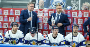 Leijonille täpärät voitot Latviasta